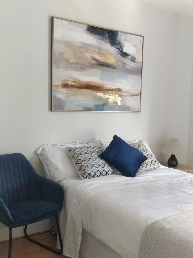 Salthill Village 3 Bed Apartment Голвей Екстер'єр фото