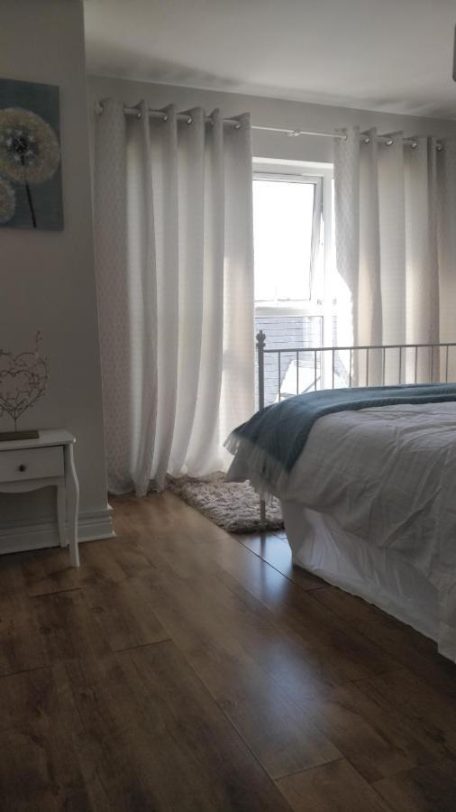 Salthill Village 3 Bed Apartment Голвей Екстер'єр фото